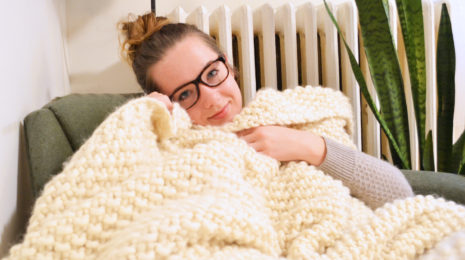 Udon Blanket Knitting